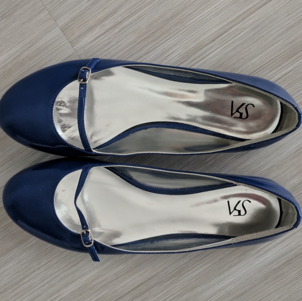Saks Fifth Avenue Blue Patent Ballet Flats
